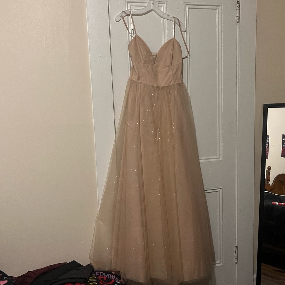 Prom Dress!! - Picture 2 of 6